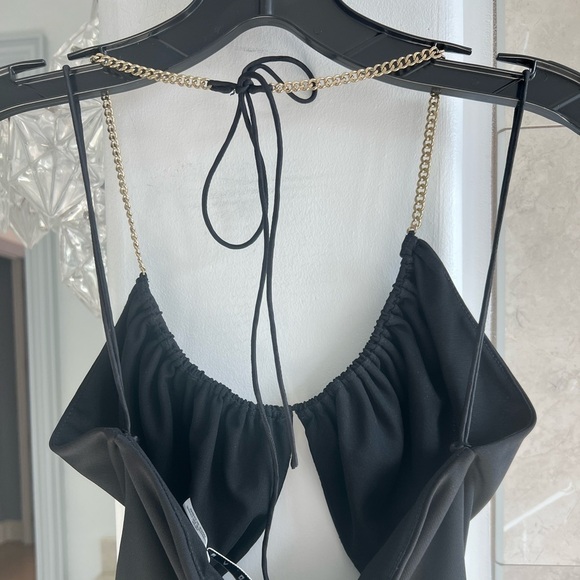 ALICE + OLIVIA SARIYA CUTOUT BODYSUIT BLACK - Picture 13 of 13